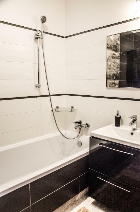 Apartament Expo Brylowska Варшава Экстерьер фото